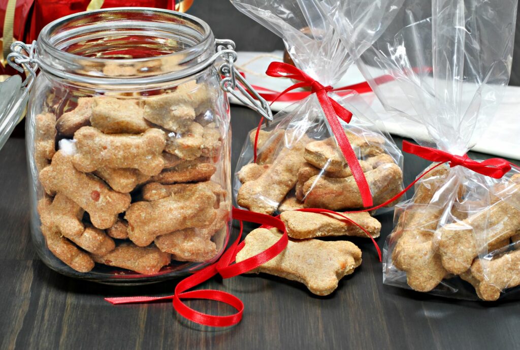 hjemmelaget julekalender hund Hjemmelaget hundekjeks til julekalender